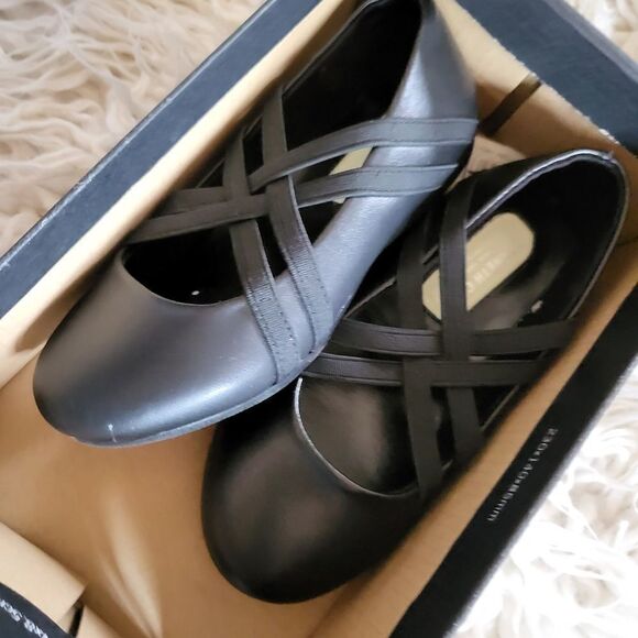 NIB Kenneth Cole Rose Bay 2-K Black Flat - Picture 10 of 11
